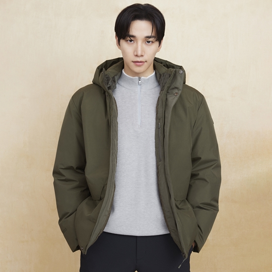 남성 데일리 하프집업 스웨터