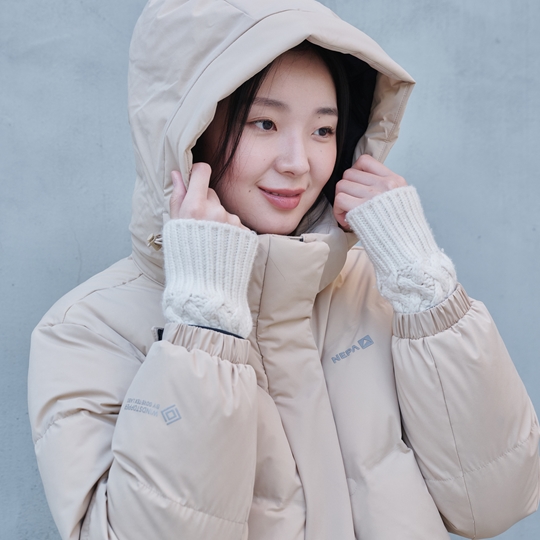 여성 업사이폰 다운 자켓