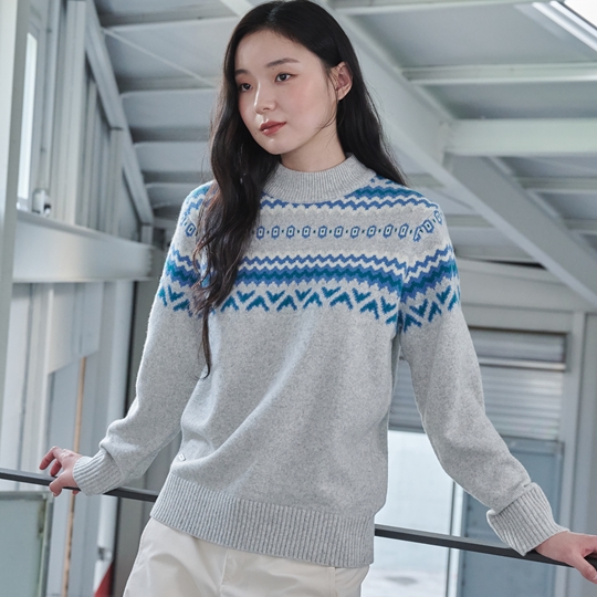 여성 노르딕 라운드 스웨터