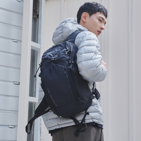 에어로 23L 백팩