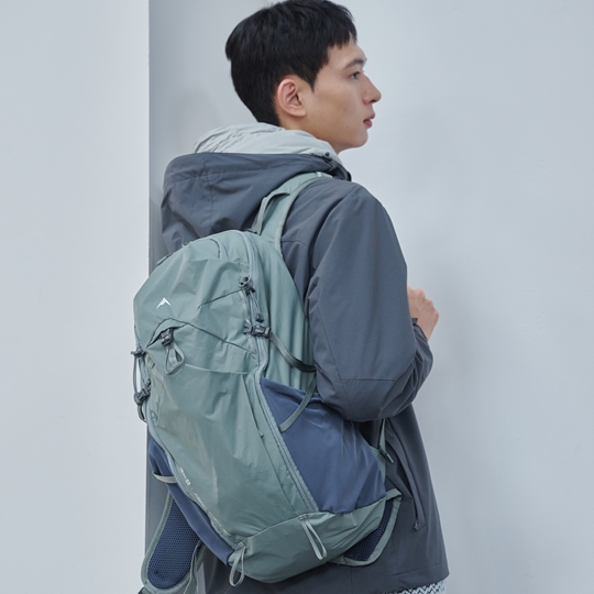 에어로 32L 백팩