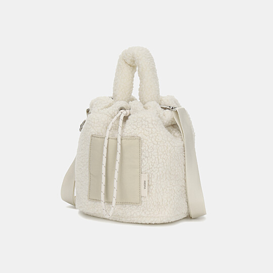 플러피 보아 버킷백