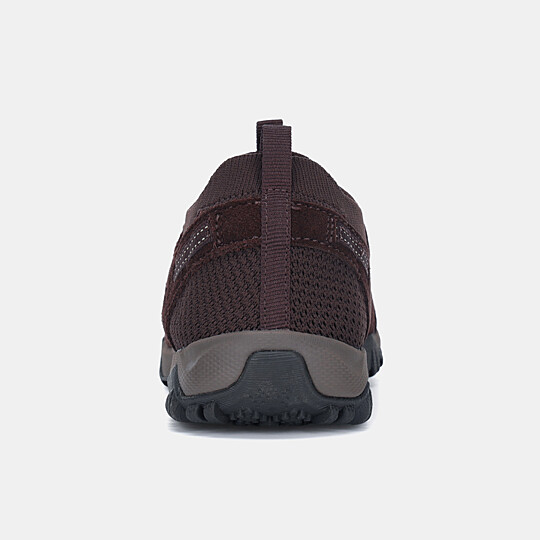 여성 클라라 하이킹