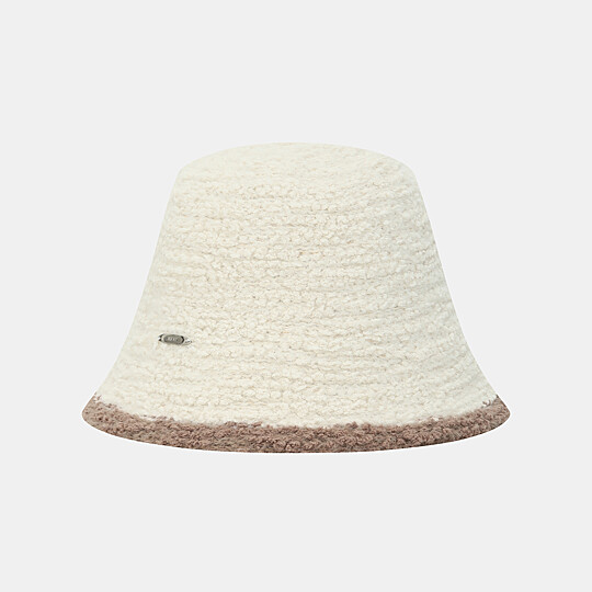 클로리스 니트햇